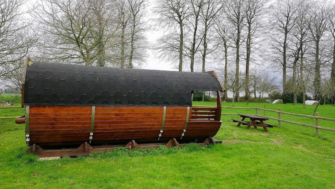 Le Tonneau De Louise Glamping